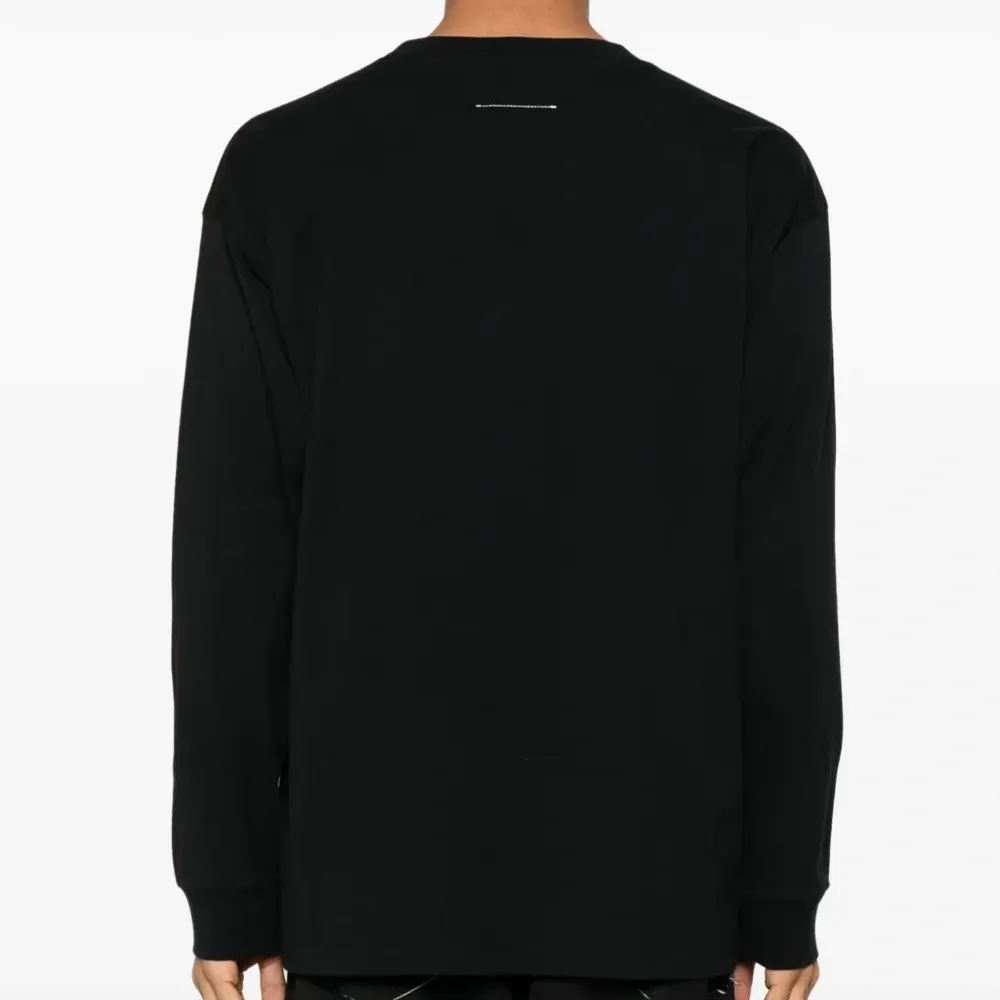 Футболка с длинными рукавами