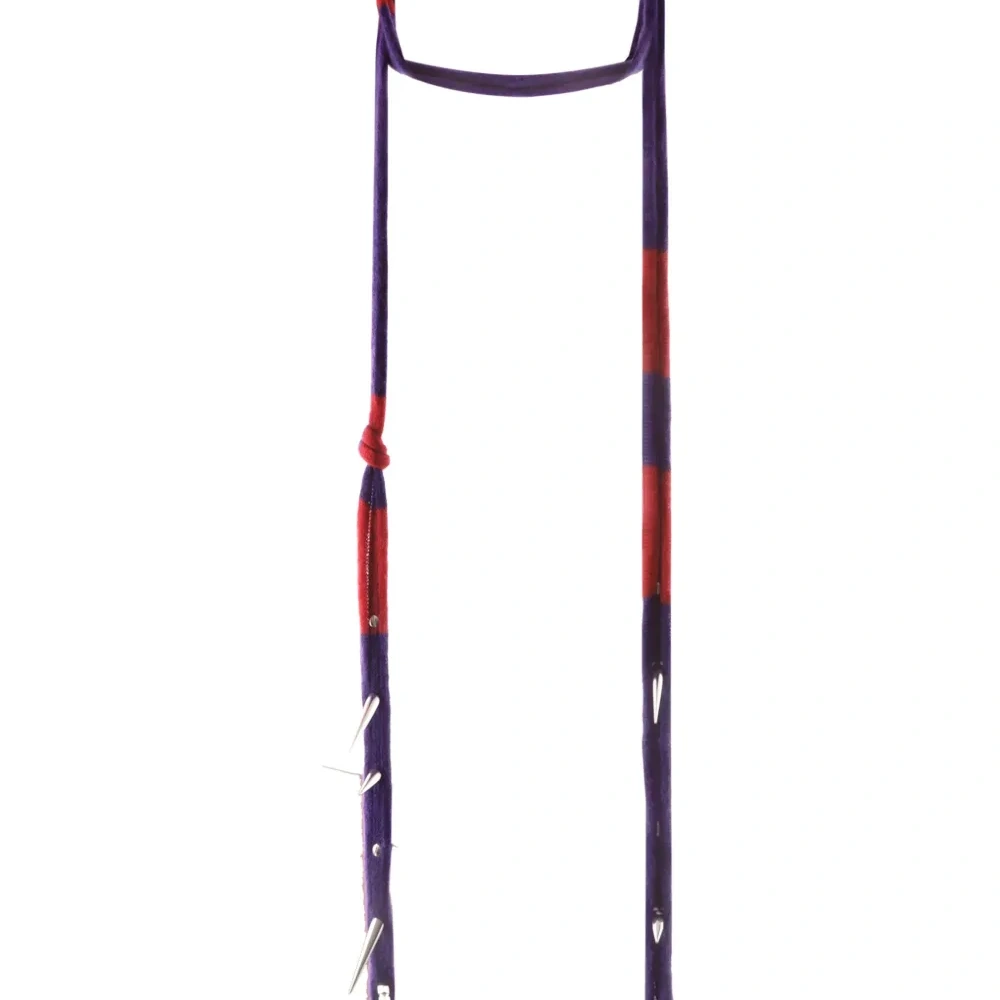 Шарф с шипами