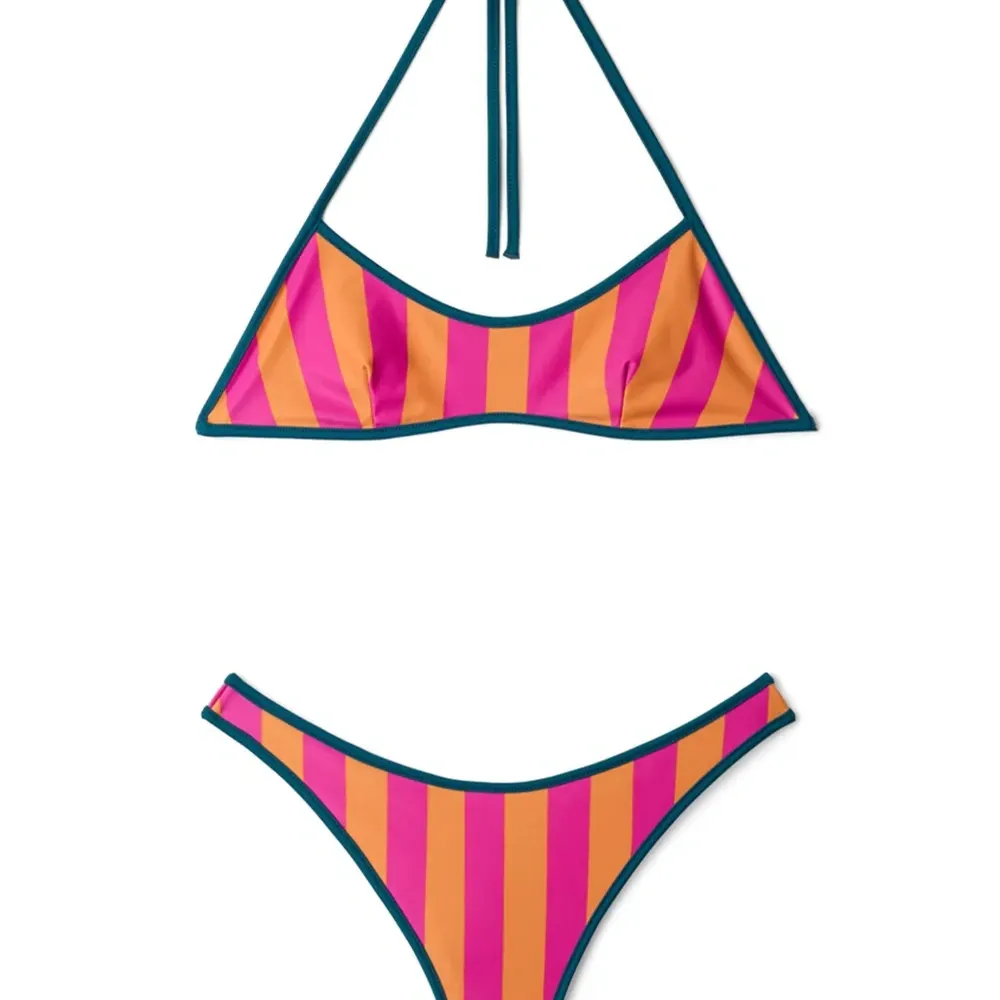 Двустороннее бикини в полоску