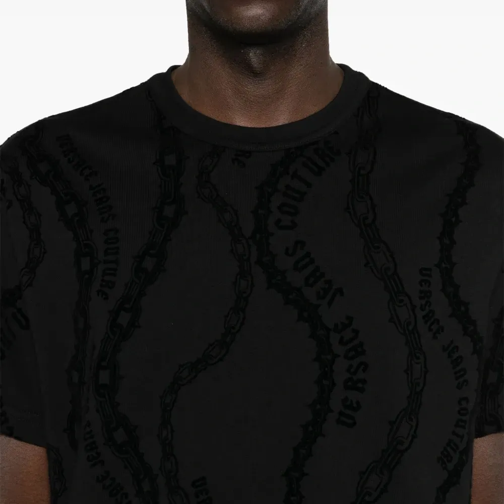 Футболка с логотипом