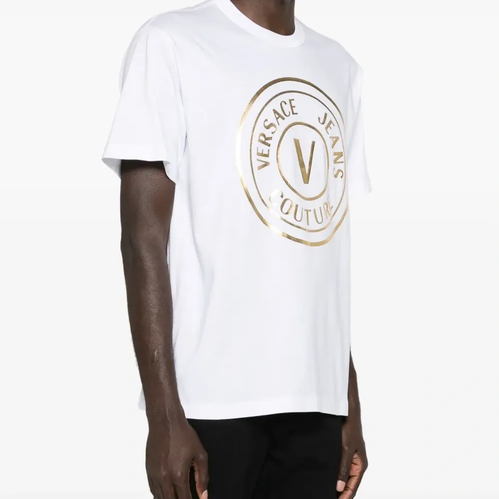 Футболка с логотипом Футболка с логотипом