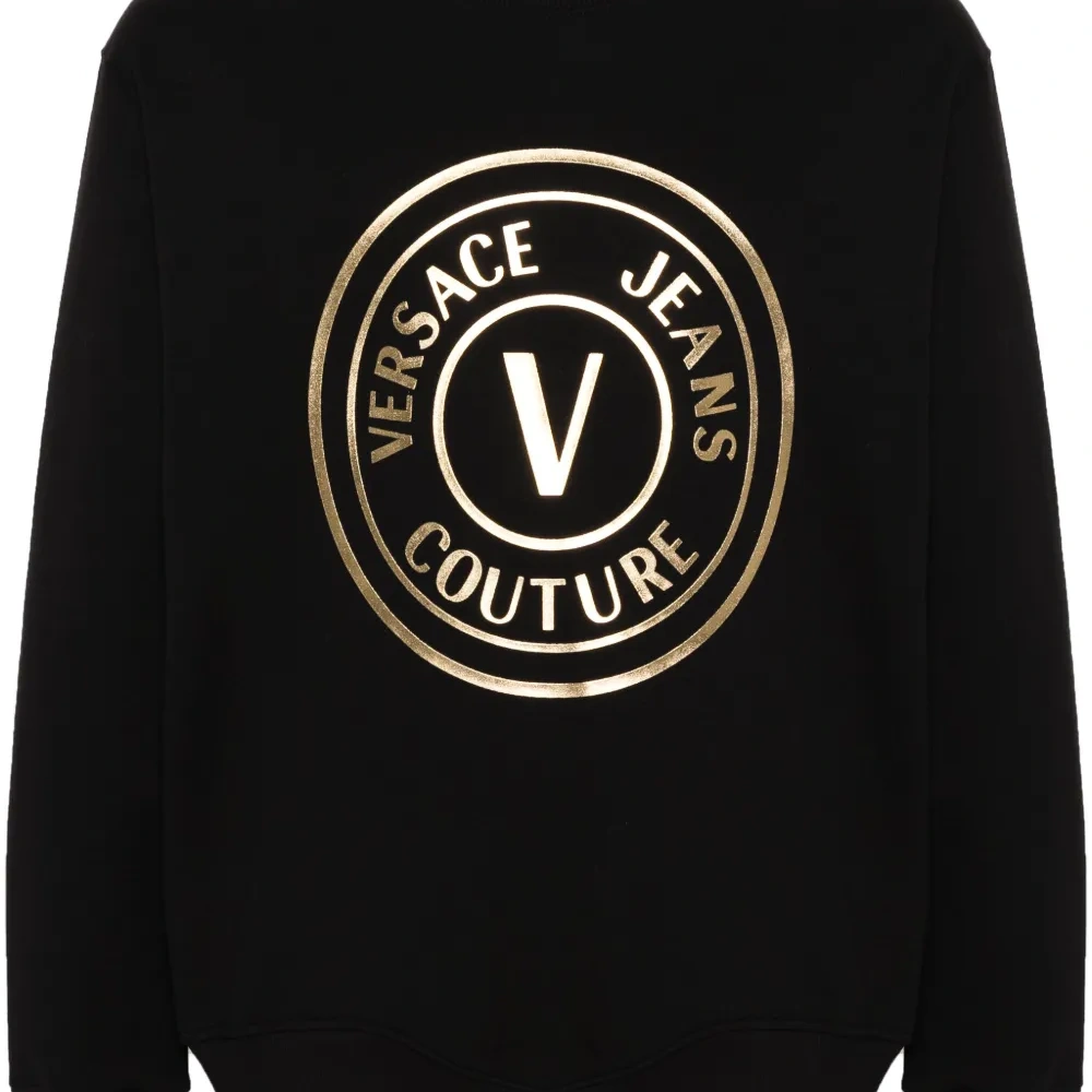 Толстовка с логотипом V-Emblem