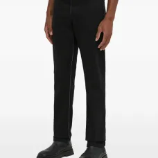 Джинсы с вышитым логотипом