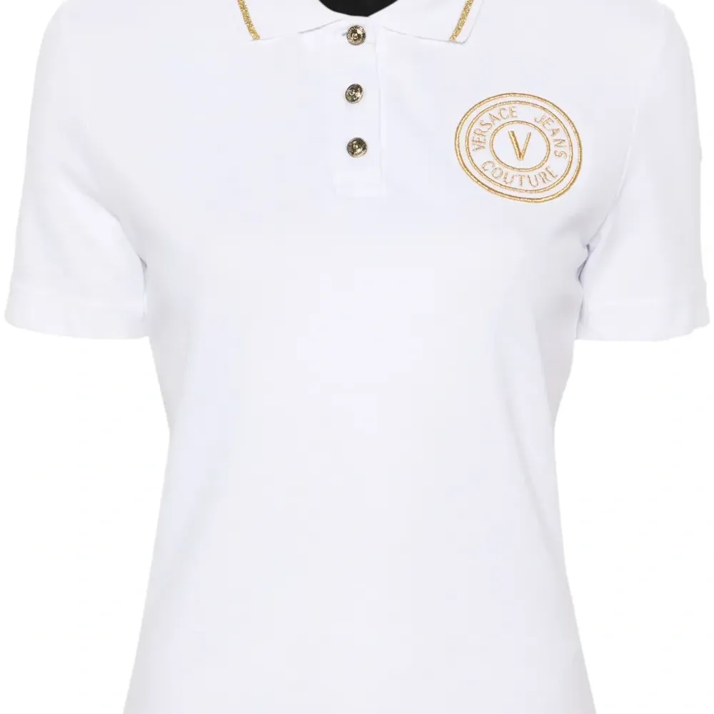 Рубашка поло с вышитым логотипом