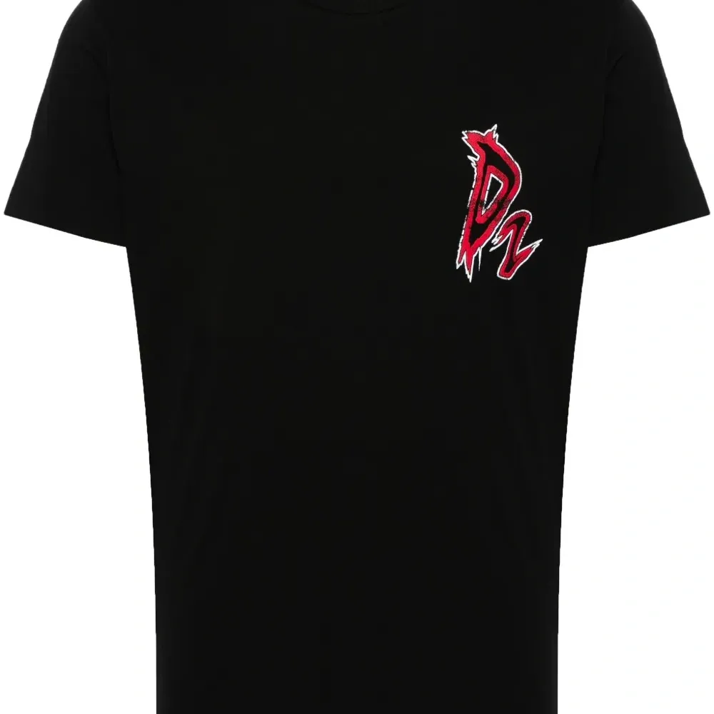 Футболка с логотипом