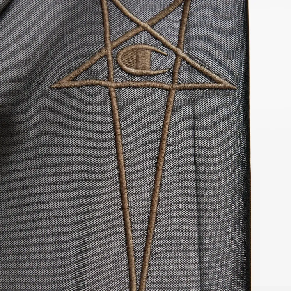 Сетчатый топ с вышитым логотипом