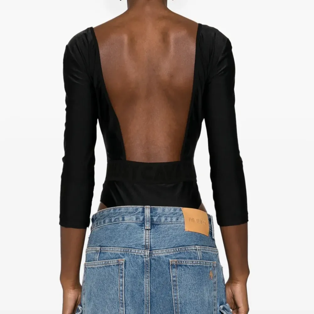 Атласное боди с открытой спиной