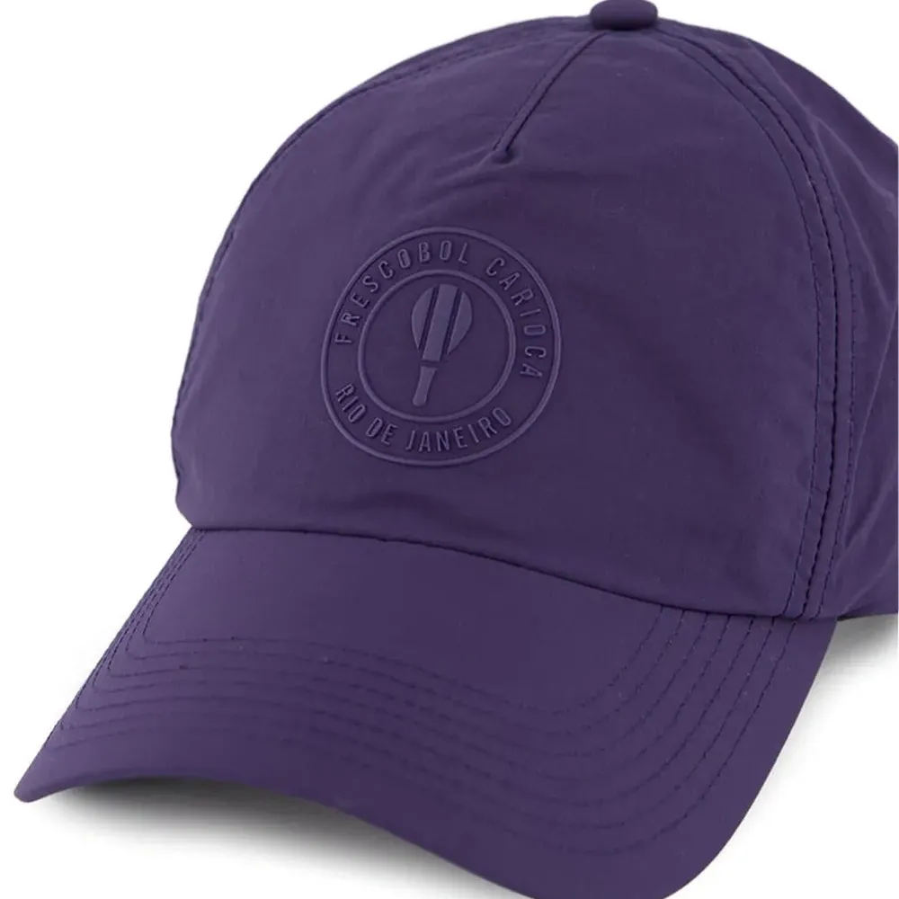 бейсболка с логотипом