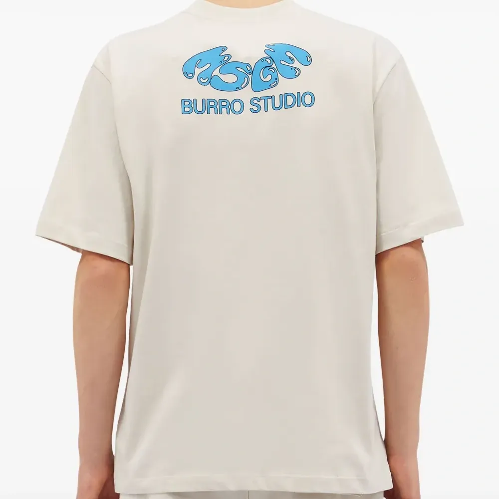 Футболка с графичным принтом