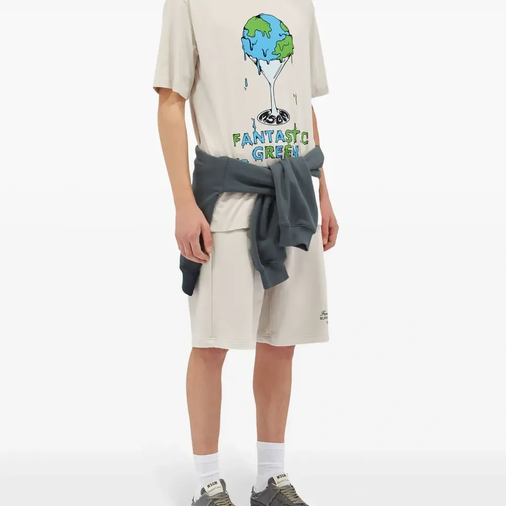 Футболка с графичным принтом