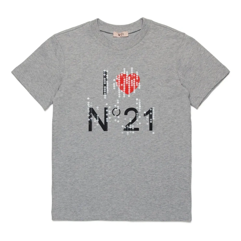 Футболка с пайетками