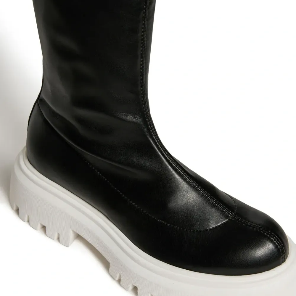 Ботинки с логотипом Ботинки с логотипом