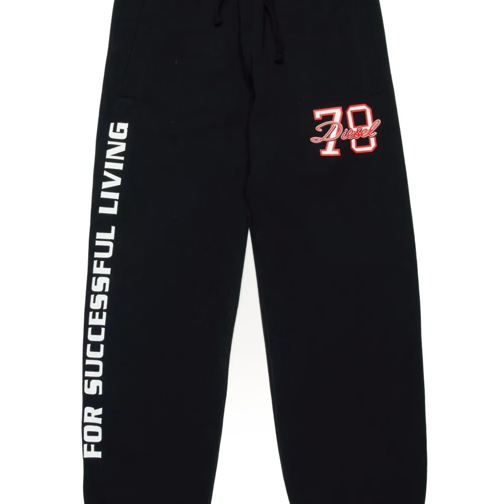 Спортивные брюки с надписью