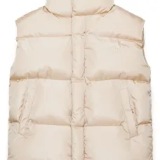 Дутый жилет с высоким воротником Дутый жилет с высоким воротником