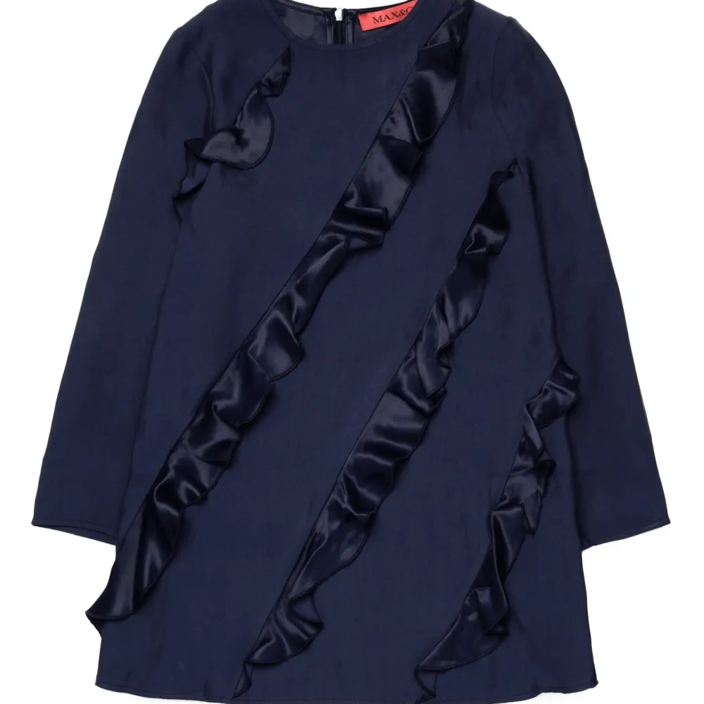 Платье с оборками