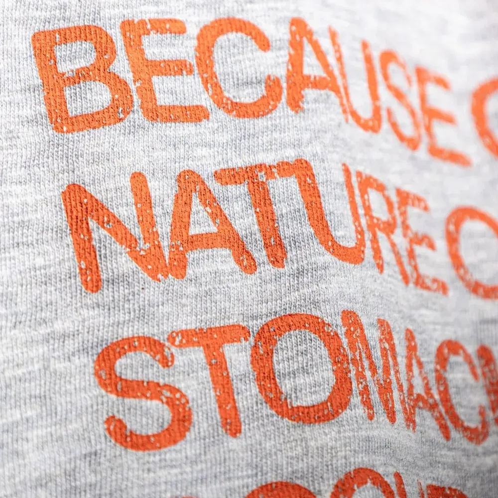 Футболка с надписью