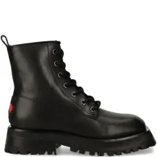 Кожаные ботинки