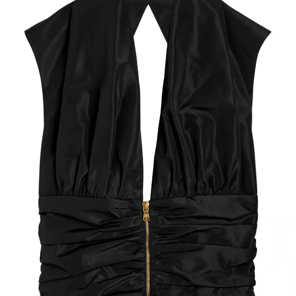 Топ с открытой спиной