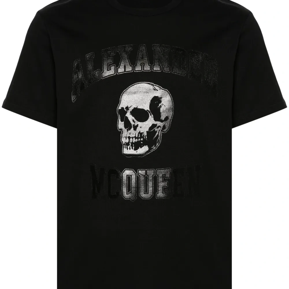 Футболка с логотипом