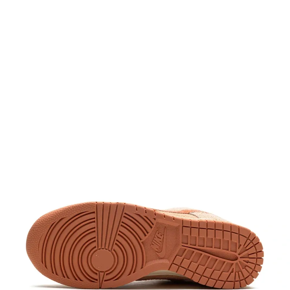 Кроссовки Dunk Low Burnt Sunrise