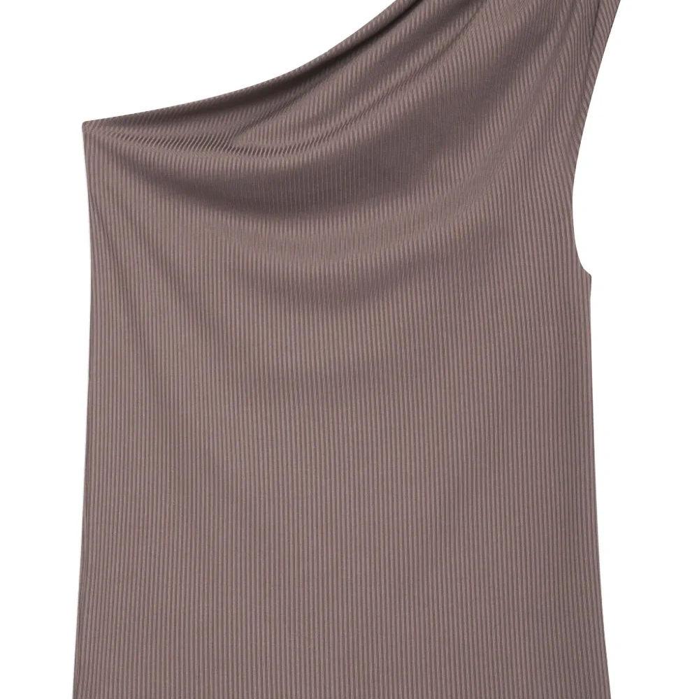 Топ Camila на одно плечо