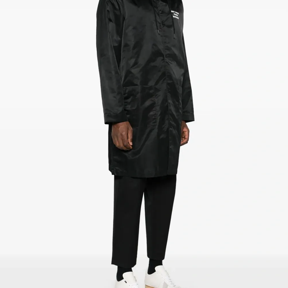 Парка на кнопках с капюшоном Парка на кнопках с капюшоном