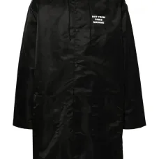 Парка на кнопках с капюшоном