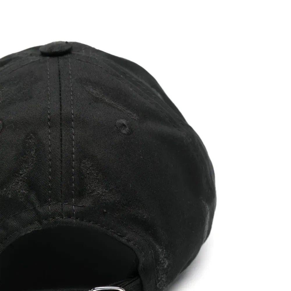 Кепка с эффектом потертости