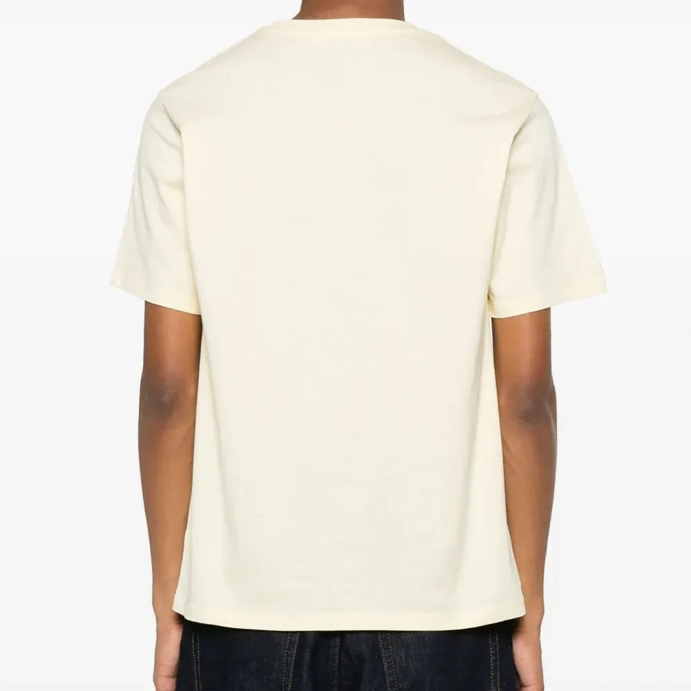 Футболка с нашивкой-логотипом