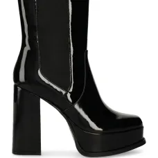 Лакированные ботинки