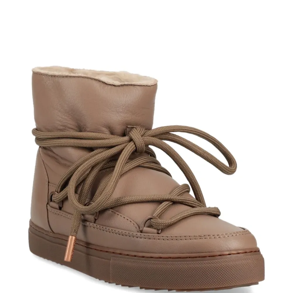 Кожаные ботинки