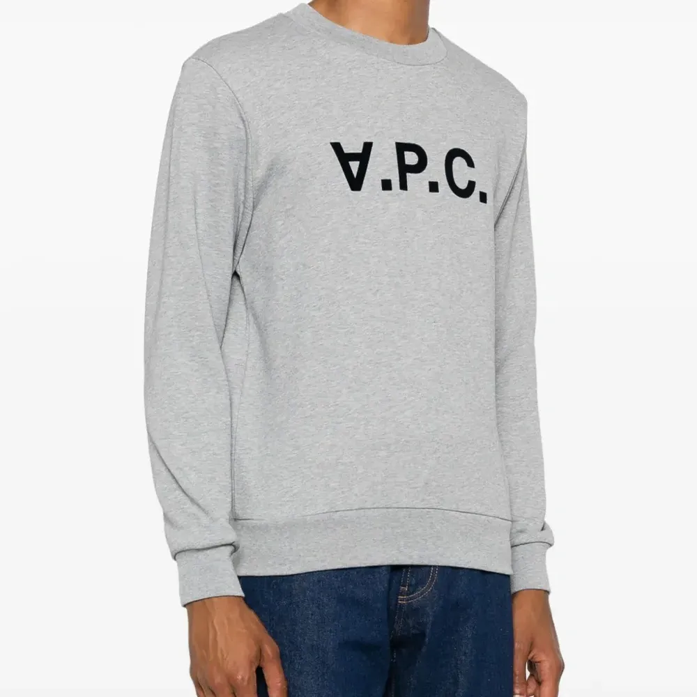 толстовка с логотипом