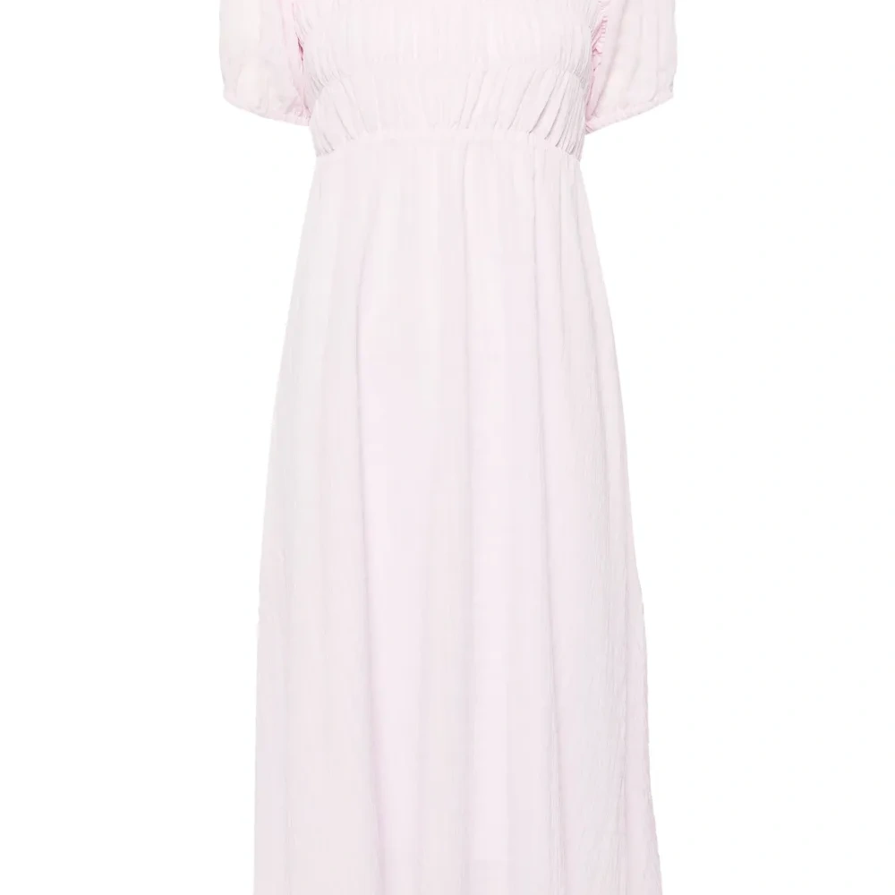 Платье миди с объемными рукавами