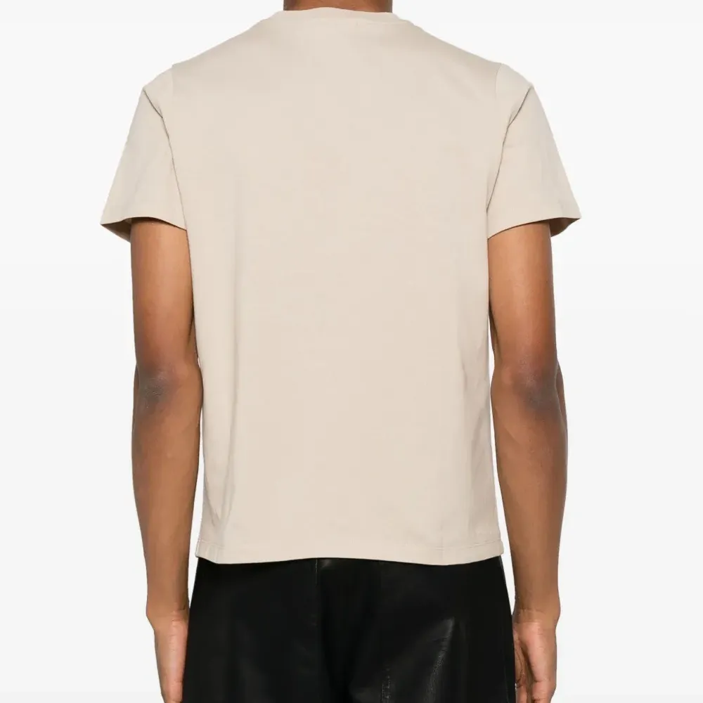 Футболка с логотипом