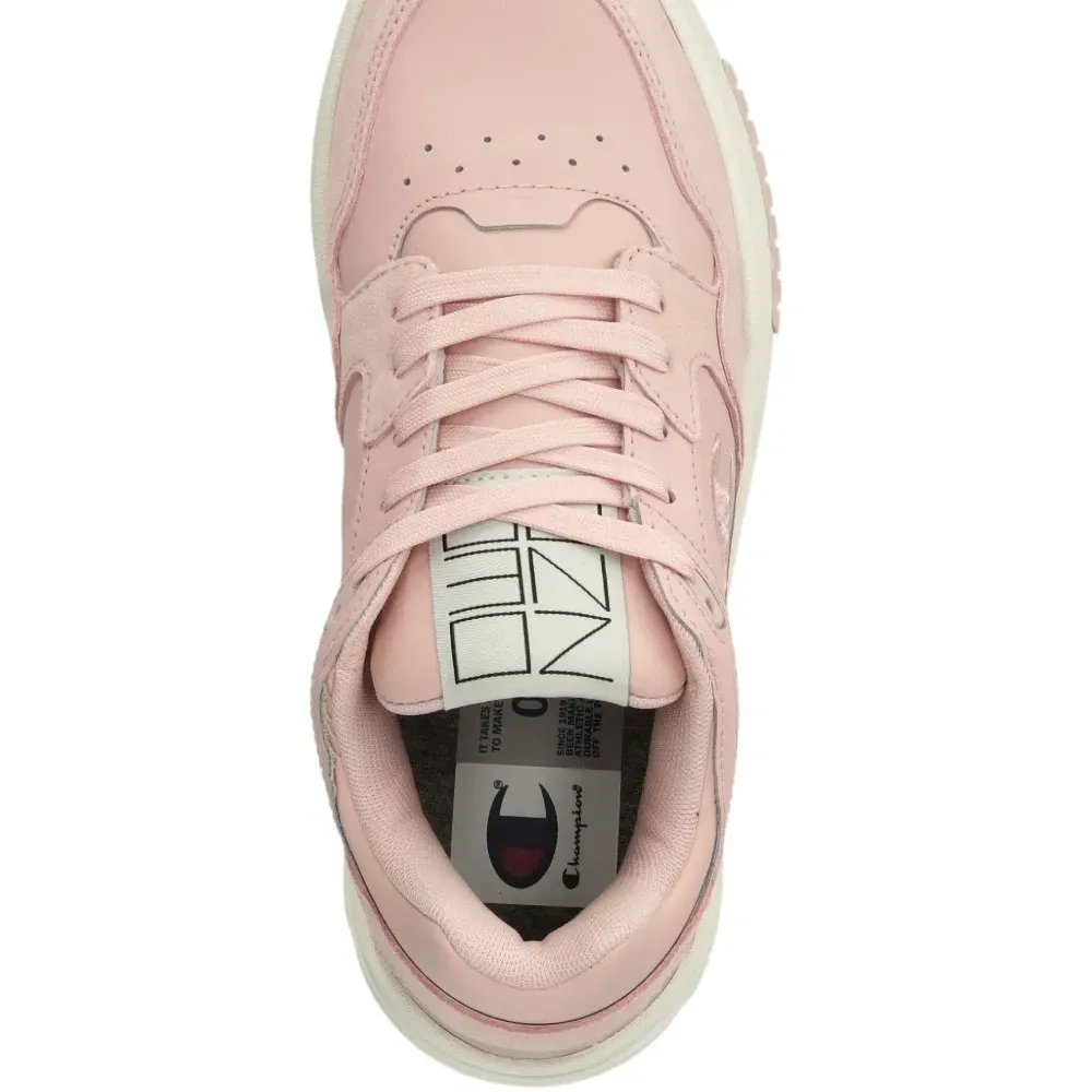 Кроссовки с перфорацией и логотипом