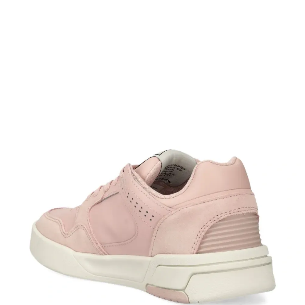 Кроссовки с перфорацией и логотипом