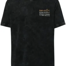 Футболка с логотипом