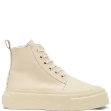 Кроссовки на шнуровке