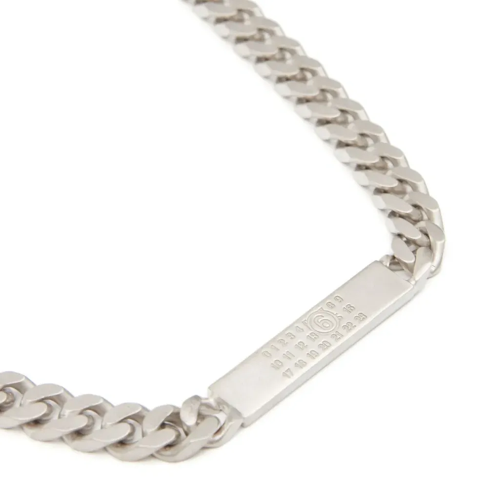 Цепочка на шею с декором Numbers Цепочка на шею с декором Numbers