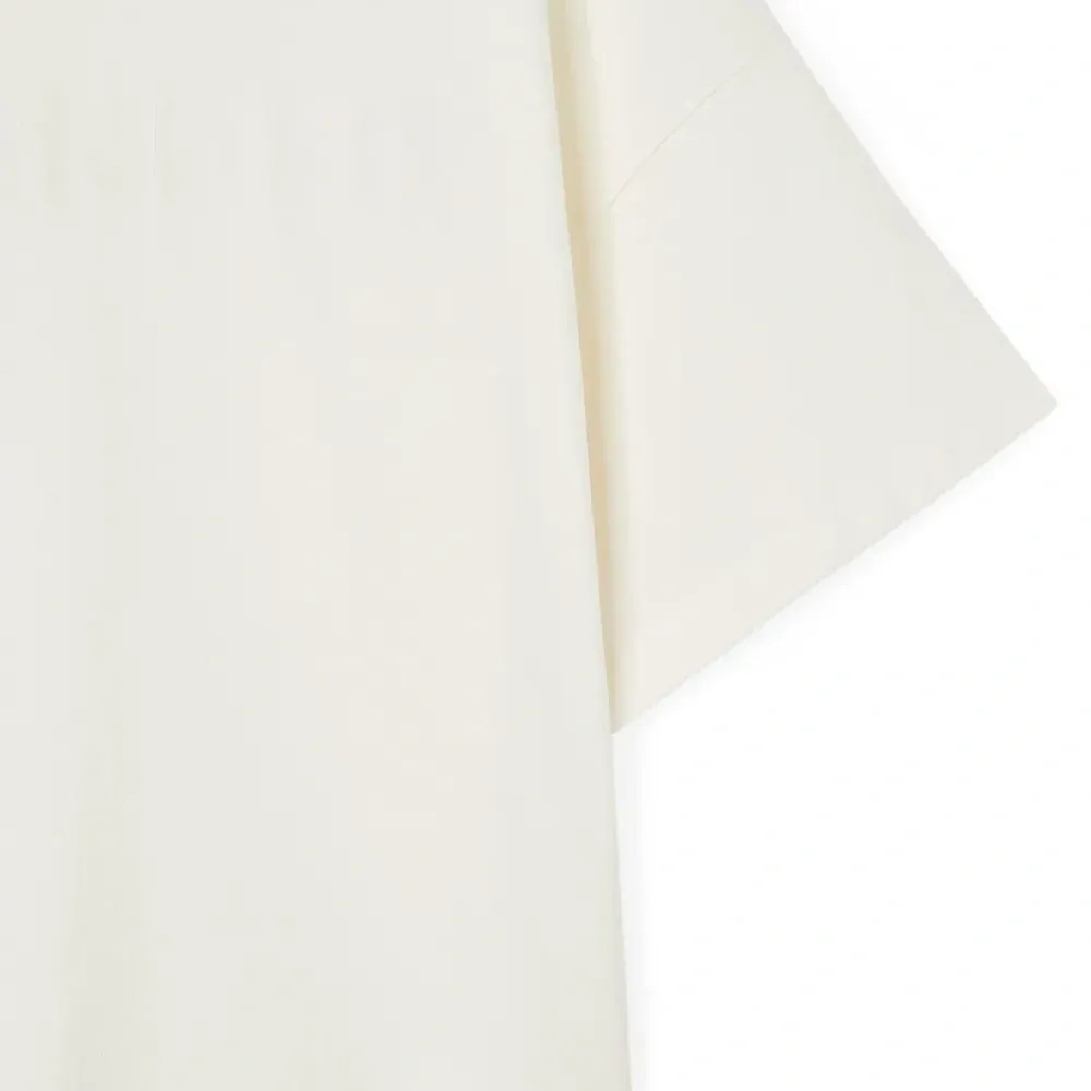 Футболка с логотипом