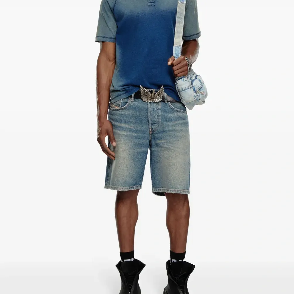 Джинсовые шорты прямого кроя Джинсовые шорты прямого кроя