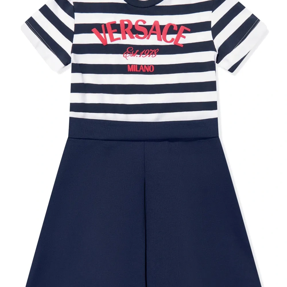 Платье в полоску