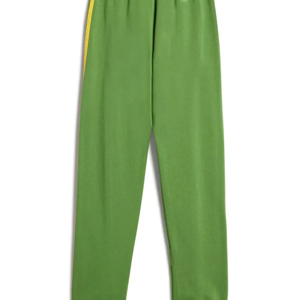 Спортивные брюки из коллаборации с Wales Bonner