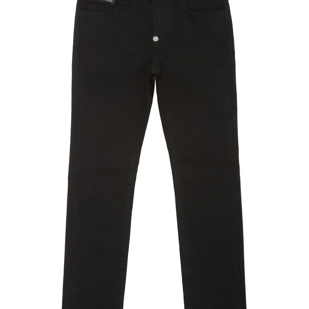 Прямые джинсы с пятью карманами и нашивкой-логотипом