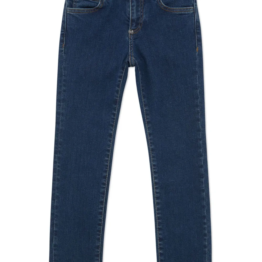 Прямые джинсы с пятью карманами и нашивкой-логотипом