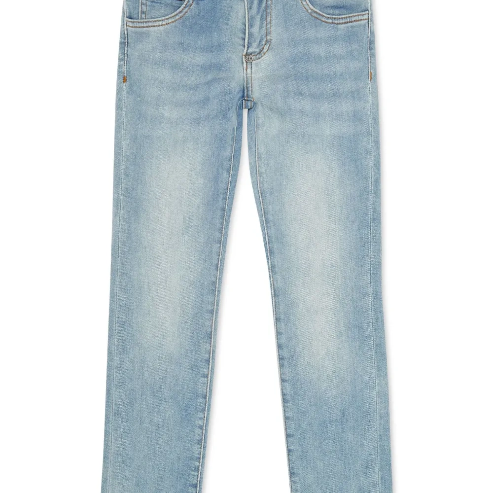 Прямые джинсы с пятью карманами и нашивкой-логотипом