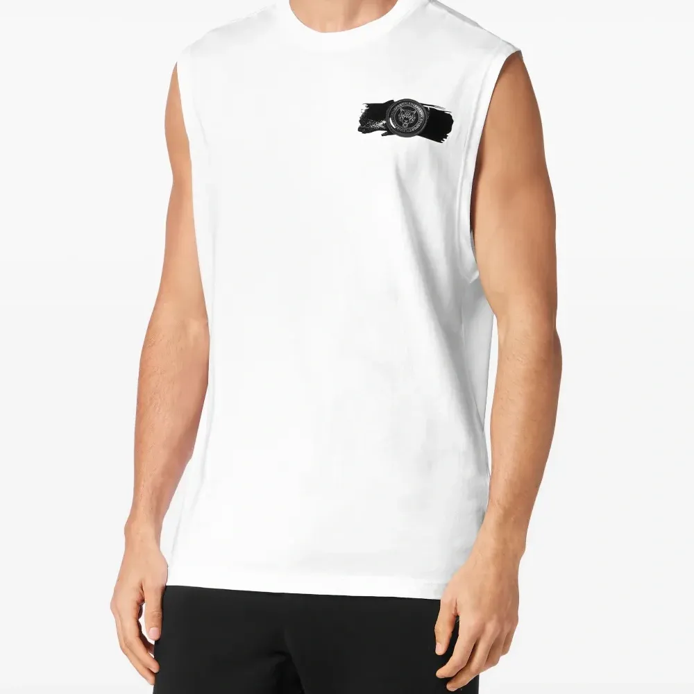 Футболка без рукавов