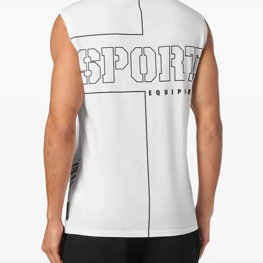 Футболка с логотипом