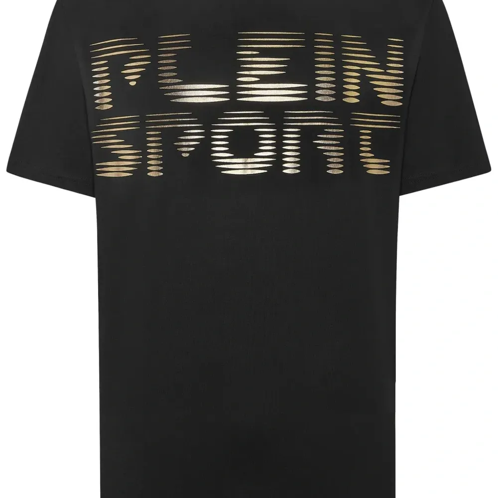 Футболка с логотипом