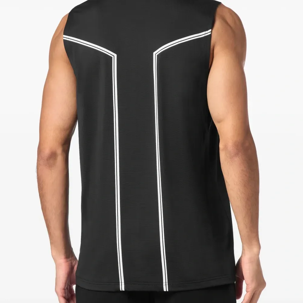 Топ с круглым вырезом